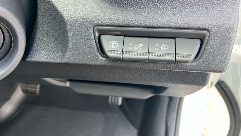 Renault Trafic Swb Diesel SL30 Blue dCi 130 Advance [Safety] Van